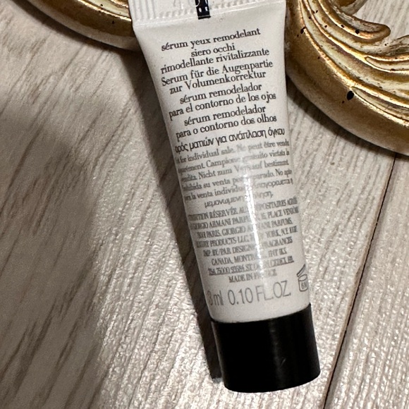 🆕 Giorgio Armani 4pc Makeup BUNDLE - Picture 12 of 14